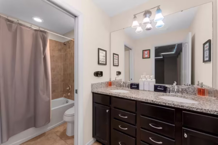 0556aa08 4022 49e2 875b dc587be072c5