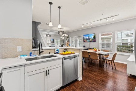 3da5c763 4199 4d0d 8f4a ccd5e98cb69c