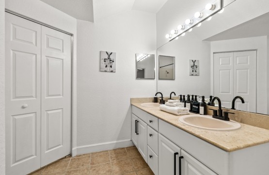 536ceb6c 550d 4183 be3f d092cec635ee