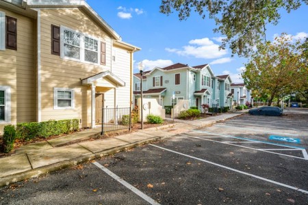 833ce242 a7be 412d b791 d93080db3085