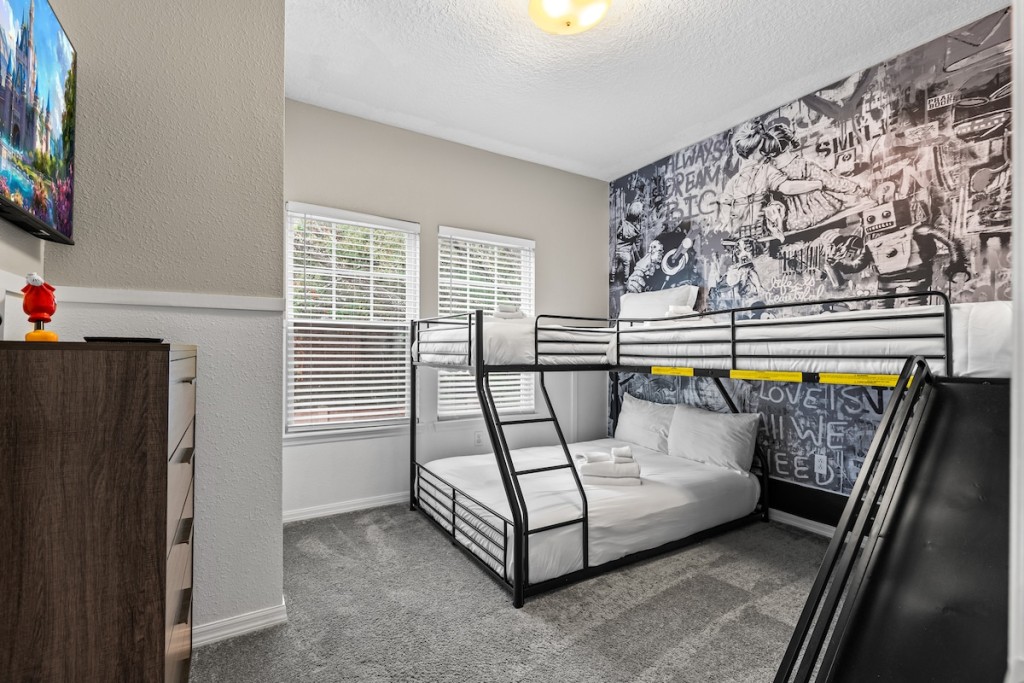 983ed719 73d5 472f b04e 9407bd27a63d