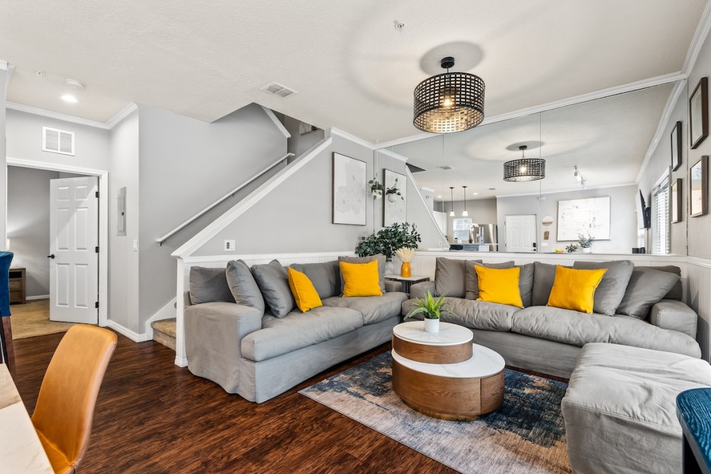 edb09b37 1c92 4119 bcdd c4c3f91de024